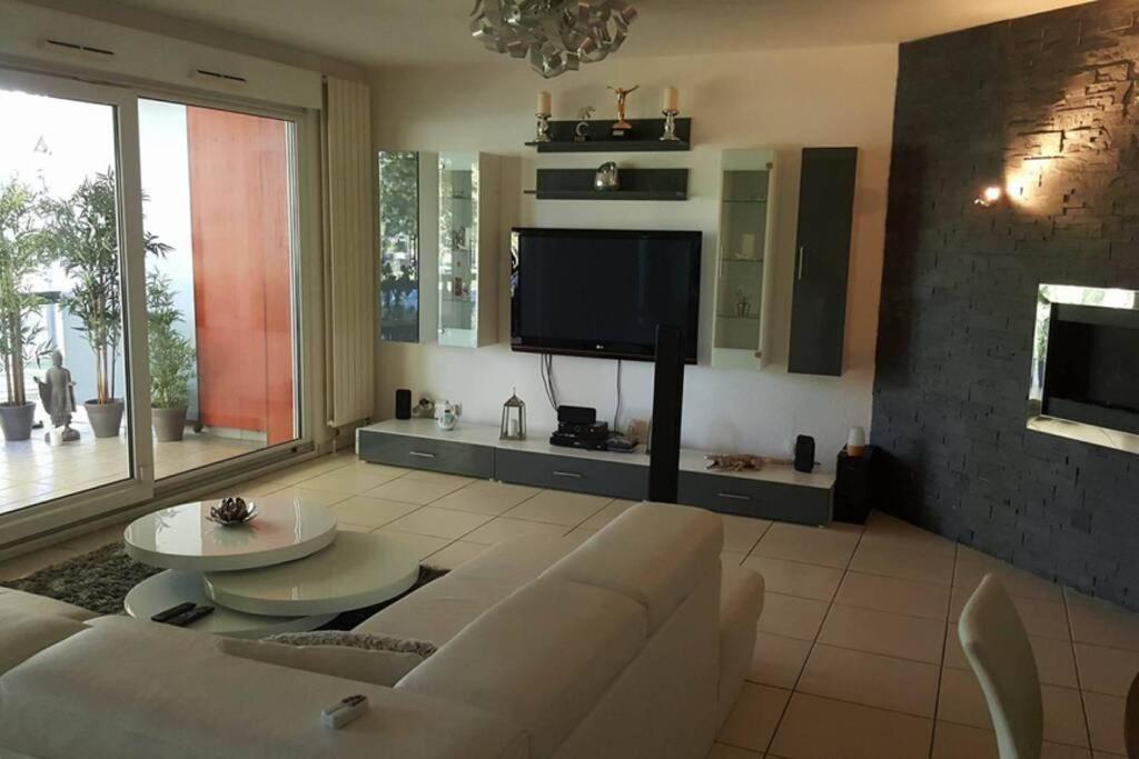 Superbe Duplex Au Nouveau Bassin Avec Vue Superbe Apartment